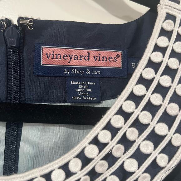 Vineyard Vines Women's Silk Navy Shift Dress Embroidered Neck Size 8 - Picture 3 of 8